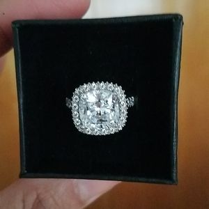 3CT DIAMOND SIM RING WILL NOT TARNISH